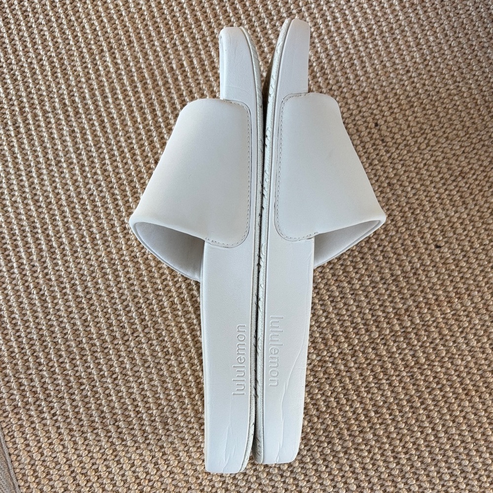 lululemon athletica white Slide Sandals - Picture 2 of 4